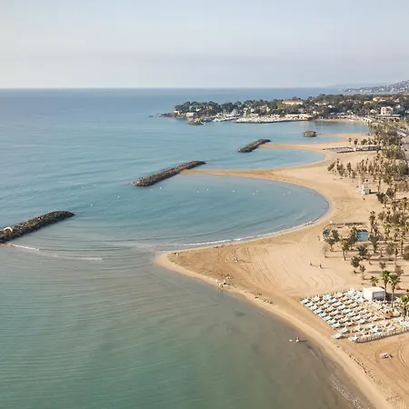 Camping Le Grand Calme 4*